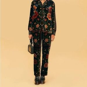 NWT Farm Rio Black Macaw Pants